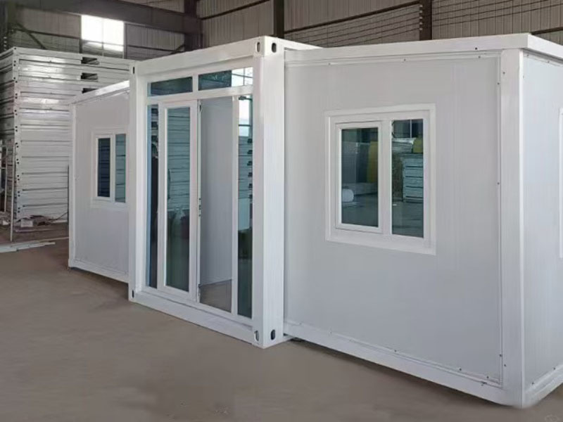 Expanding Container House