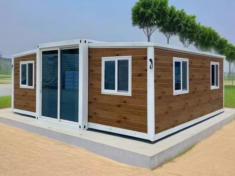 Expanding Container House