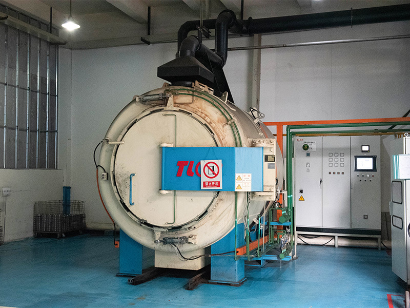 Nitrocarburizing furnace