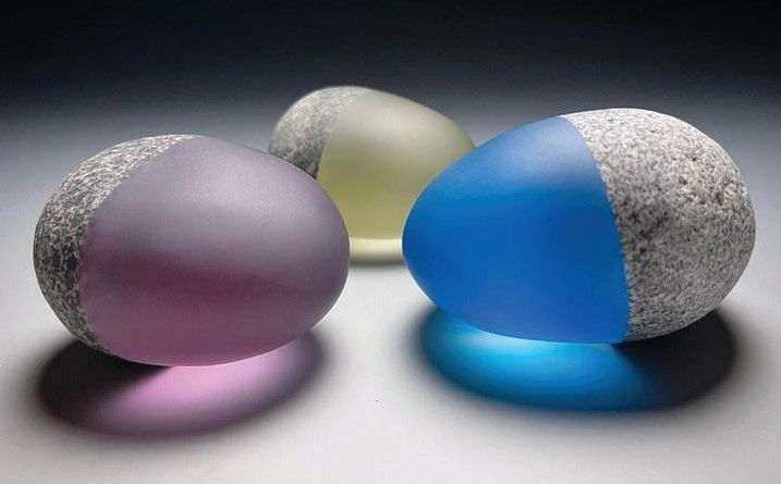 When Art Meets Light: How UV-Curable Adhesives Reshape the Poetry of Glass and Stone