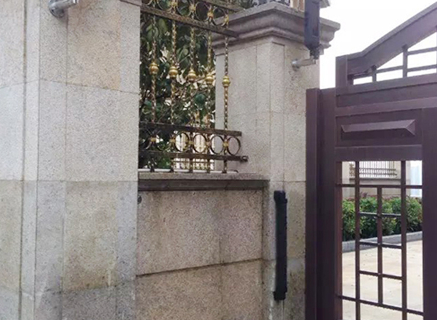 湖北省石首市龍騰花園小區(qū)周界