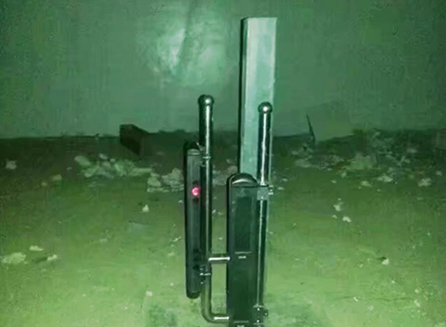 新疆某基地報(bào)警