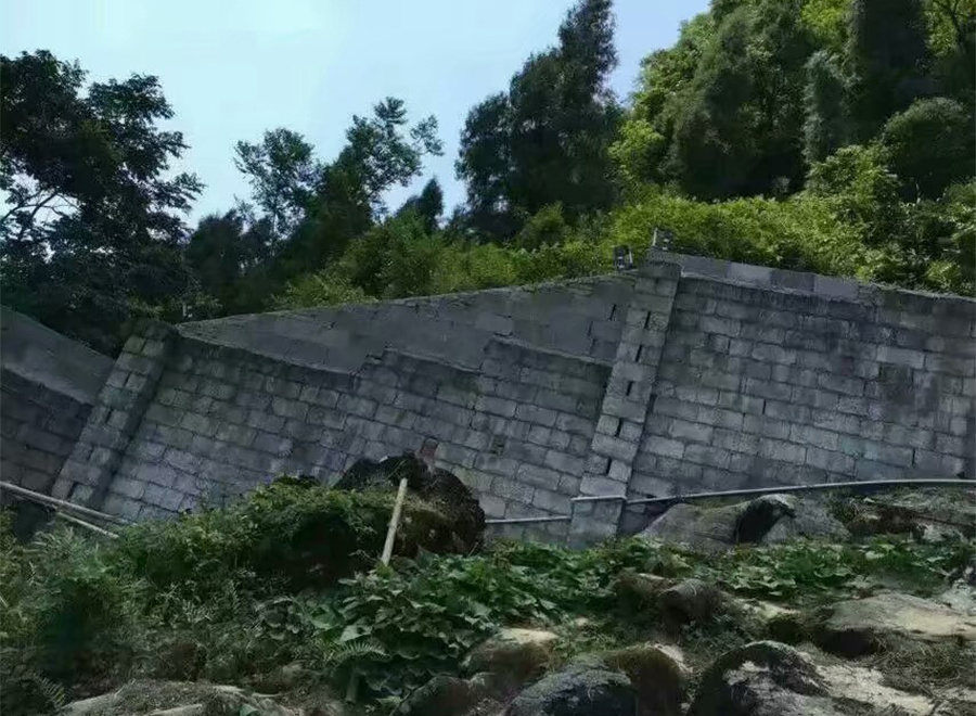 中鐵二十四局集團(tuán)福平鐵路大象山隧道炸藥庫(kù)