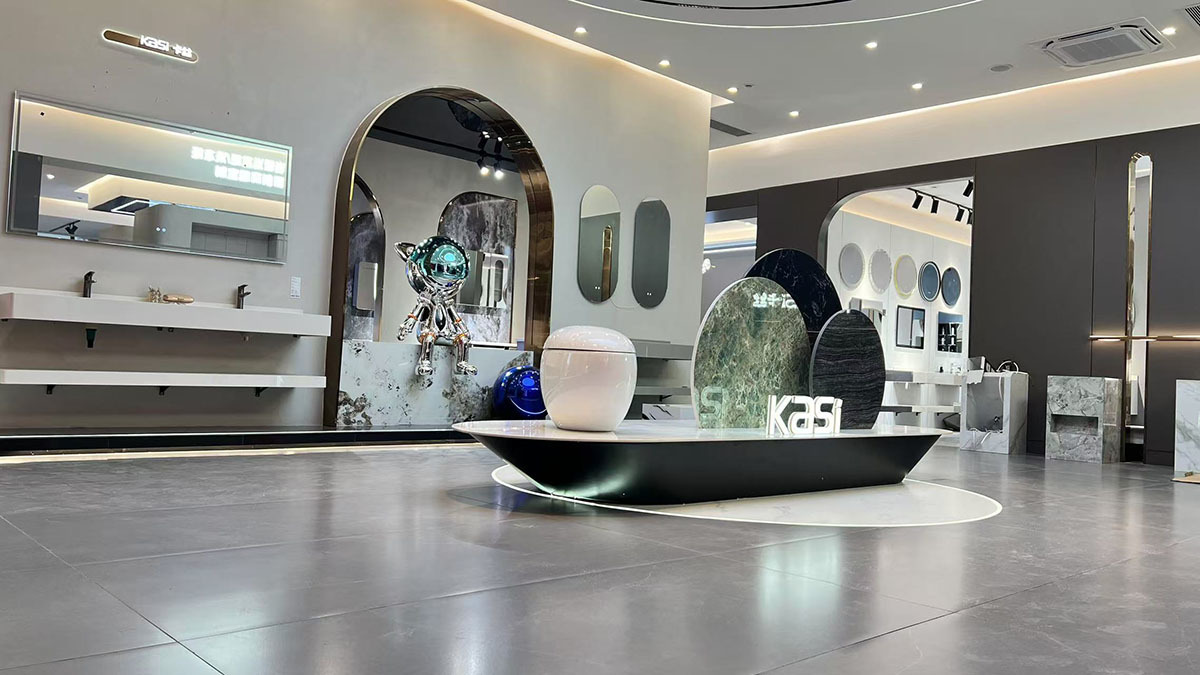 SHOWROOM SHOWROOM