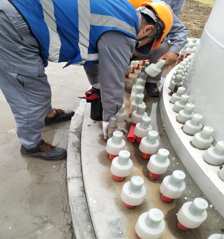 M36雙級(jí)拉伸器應(yīng)用于風(fēng)力發(fā)電