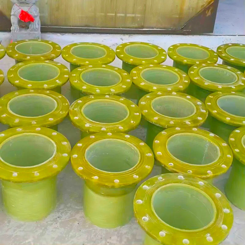 Fiberglass hand-layup pipe fittings