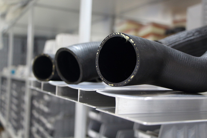 Notes when using the concrete pump rubber hose