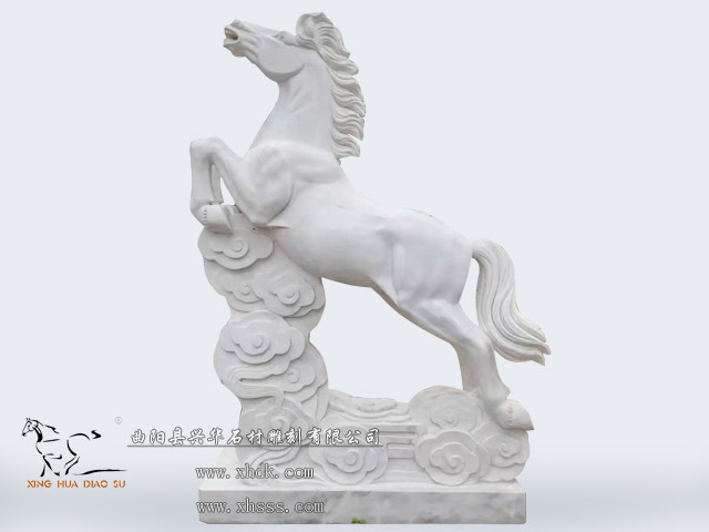 石雕馬