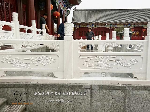 漢白玉欄桿