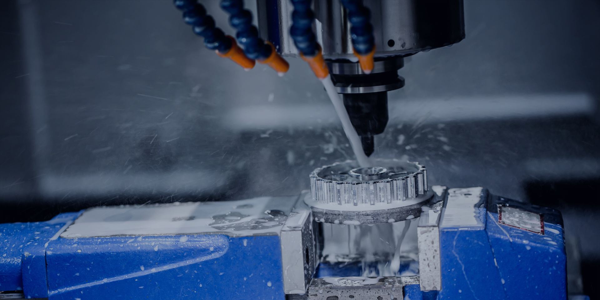 Intelligent cutting fluid supply system Intelligent cutting fluid supply system
