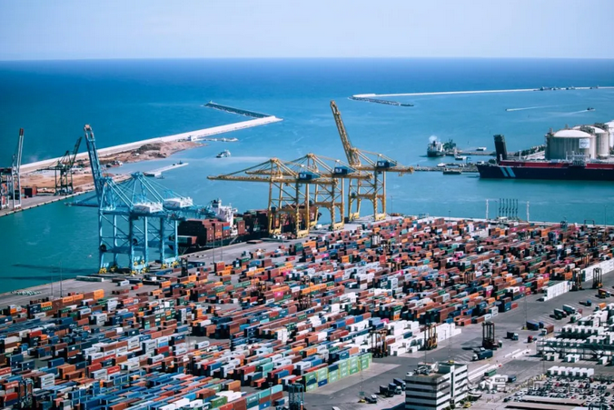 The freight rate of the 40-foot high cabinet has soared to 4,000 US dollars! One cabin is in short supply | Marine export logistics