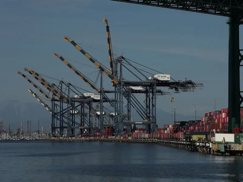 The cabin is almost full, and the highest bidder wins, the lowest bidder gets rid of it | Maritime export logistics