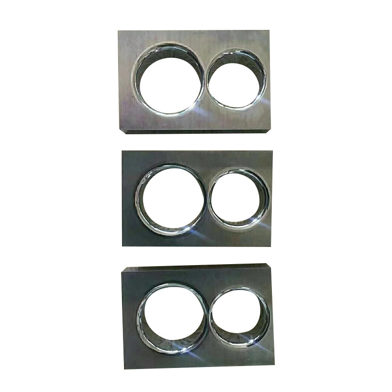 Extrusion die