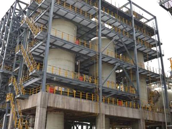 High temperature heat exchanger (intermediate heat exchanger of styrene plant)