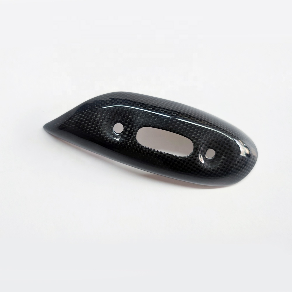 Quality Carbon Fiber Motorcycle Parts 3k Carbon Fibre Exhaust Collector Guard for Ducati Monster 1100 796 795 696 659 EVO S