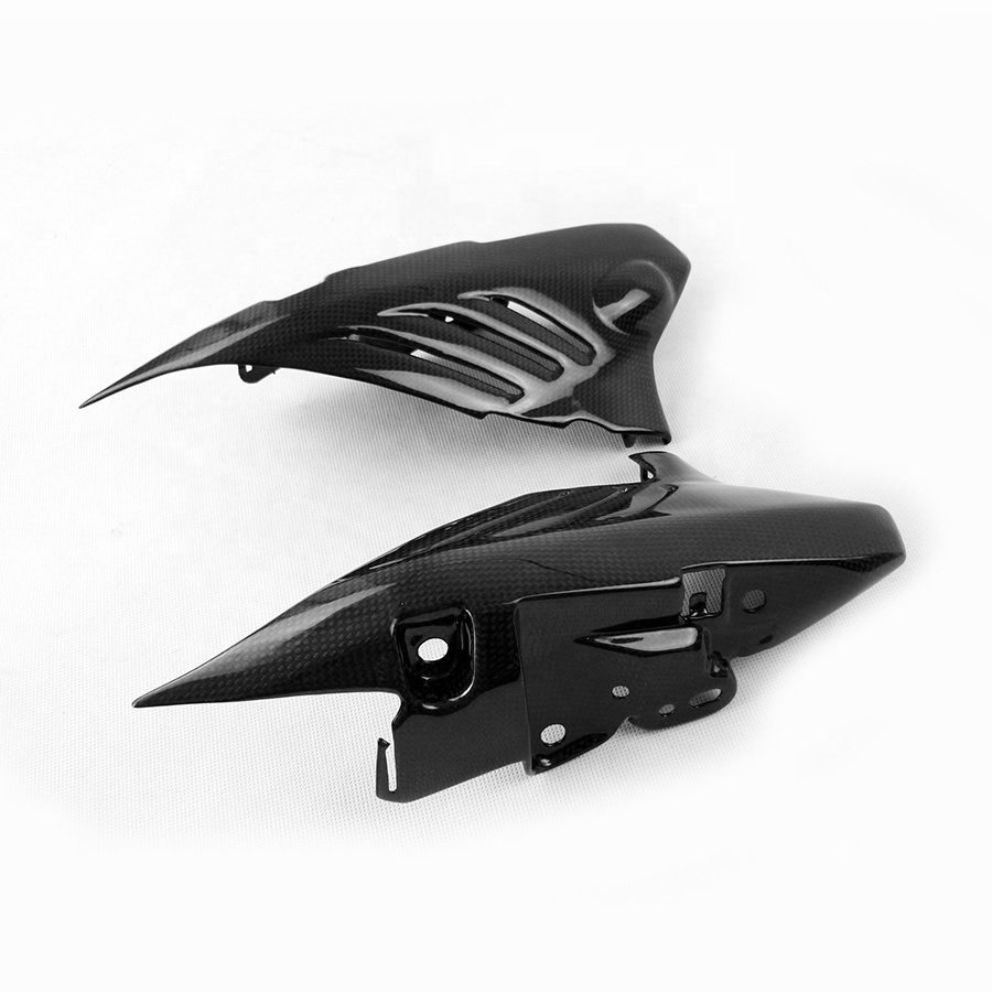 Quality Carbon Fiber Motorcycle Parts Carbon Fibre Side Covers for 2016 Triumph Speed Triple 1050 R