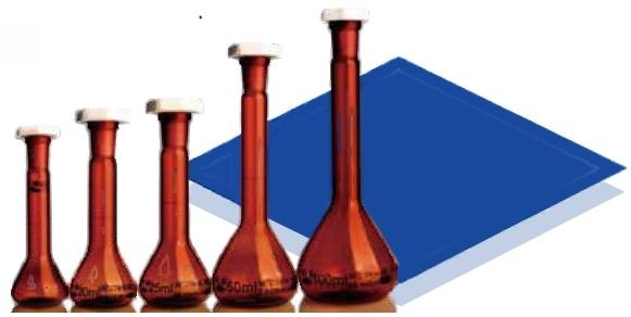 棕色高精度容量瓶(A 级标配聚丙烯塞)(高硼硅)