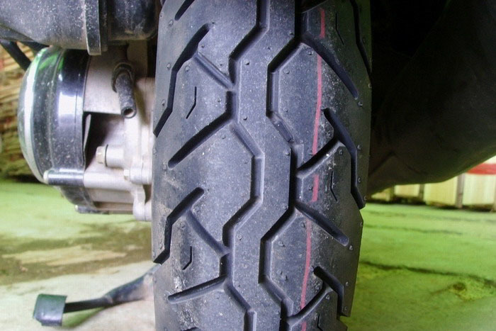 Tire pressure and ground contact area