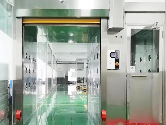 Temperature and air pressure control in clean rooms for purification engineering