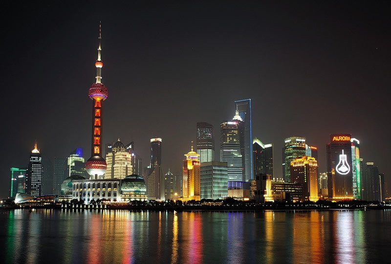 东方明珠塔旋转餐厅
