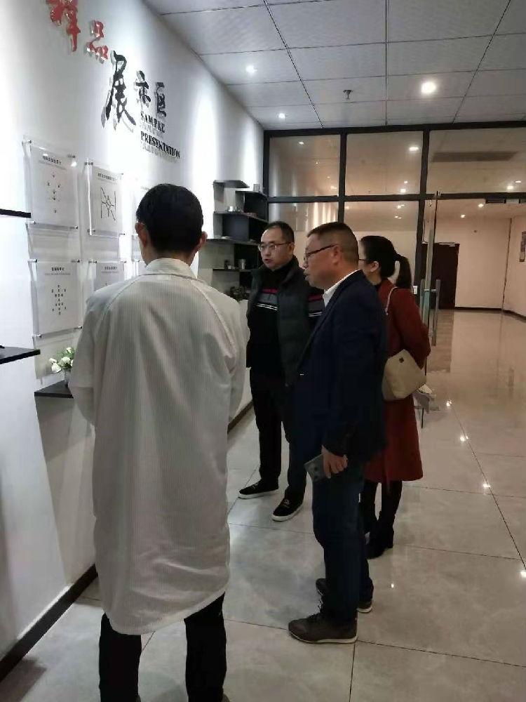 区领导来我司参观指导