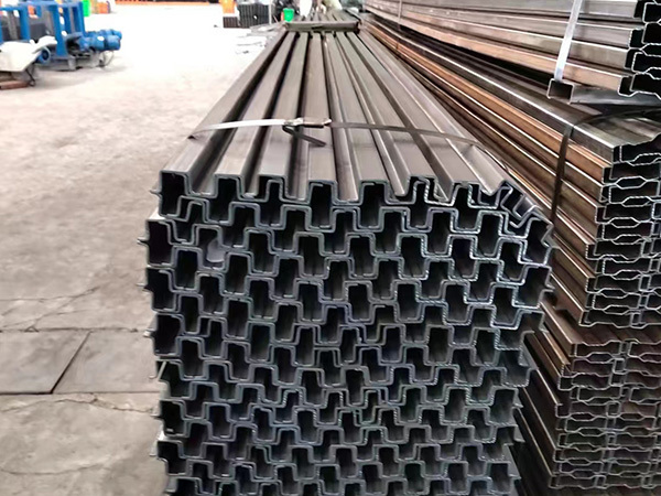 bottom groove bottom groove