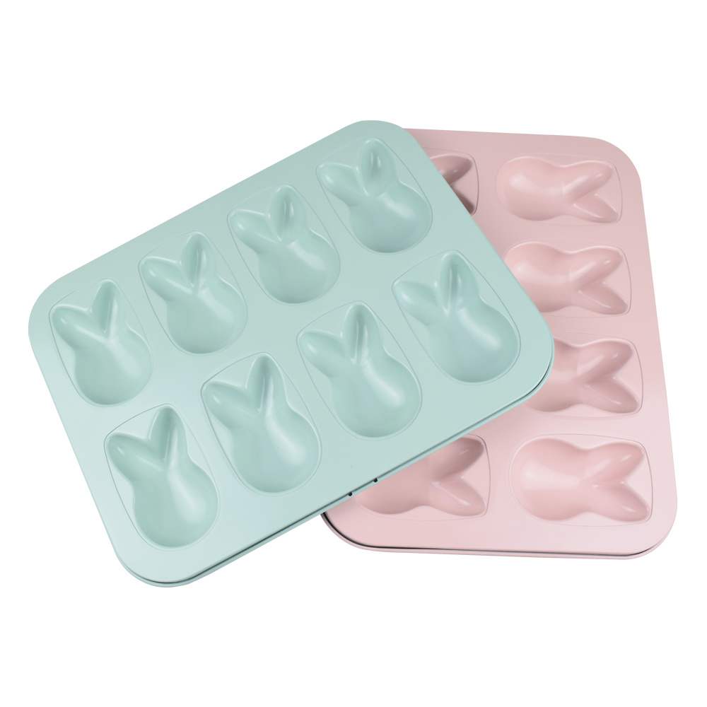 Bunny cake pan