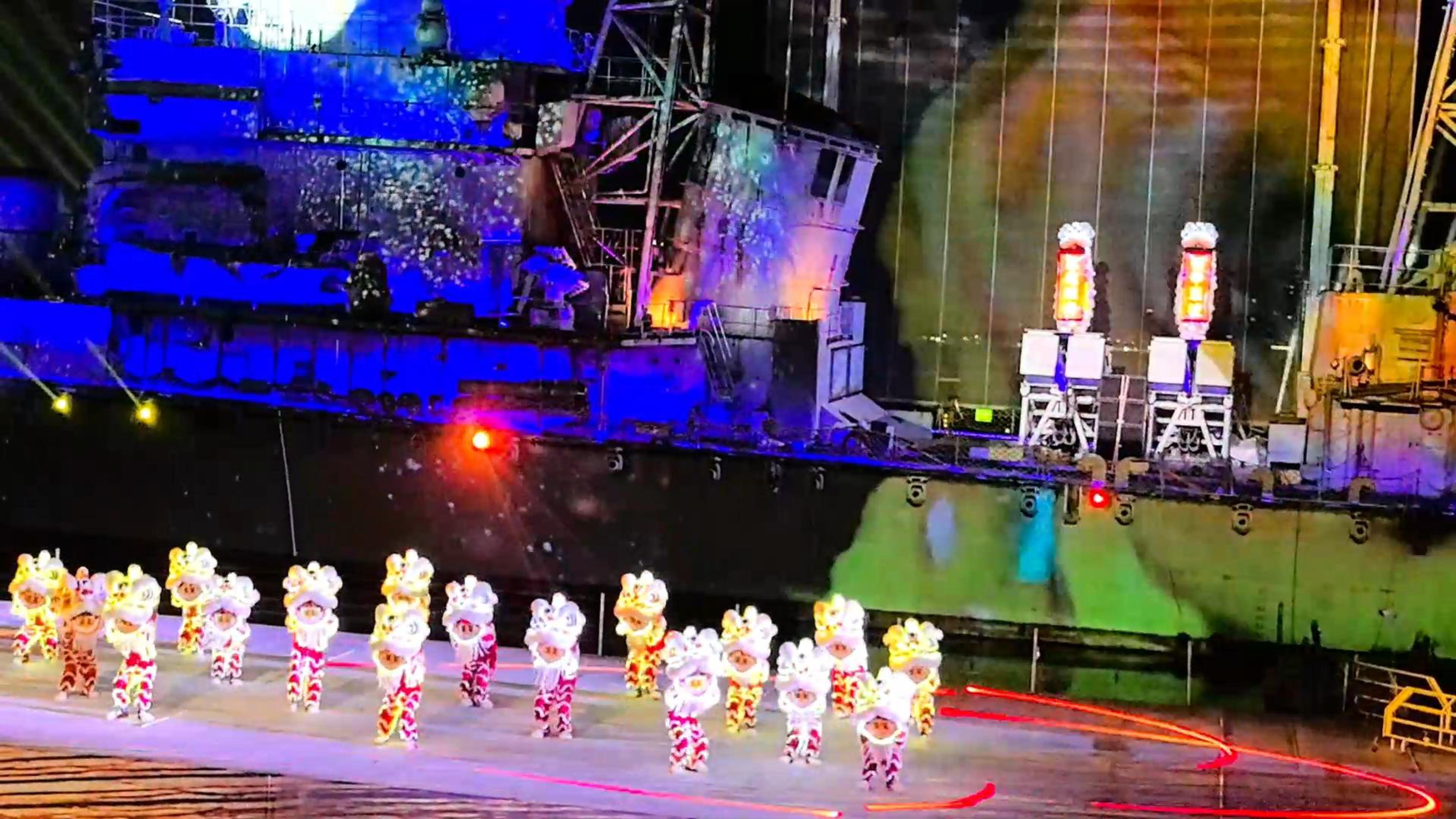 Dazzling LED Lion Dance Performance