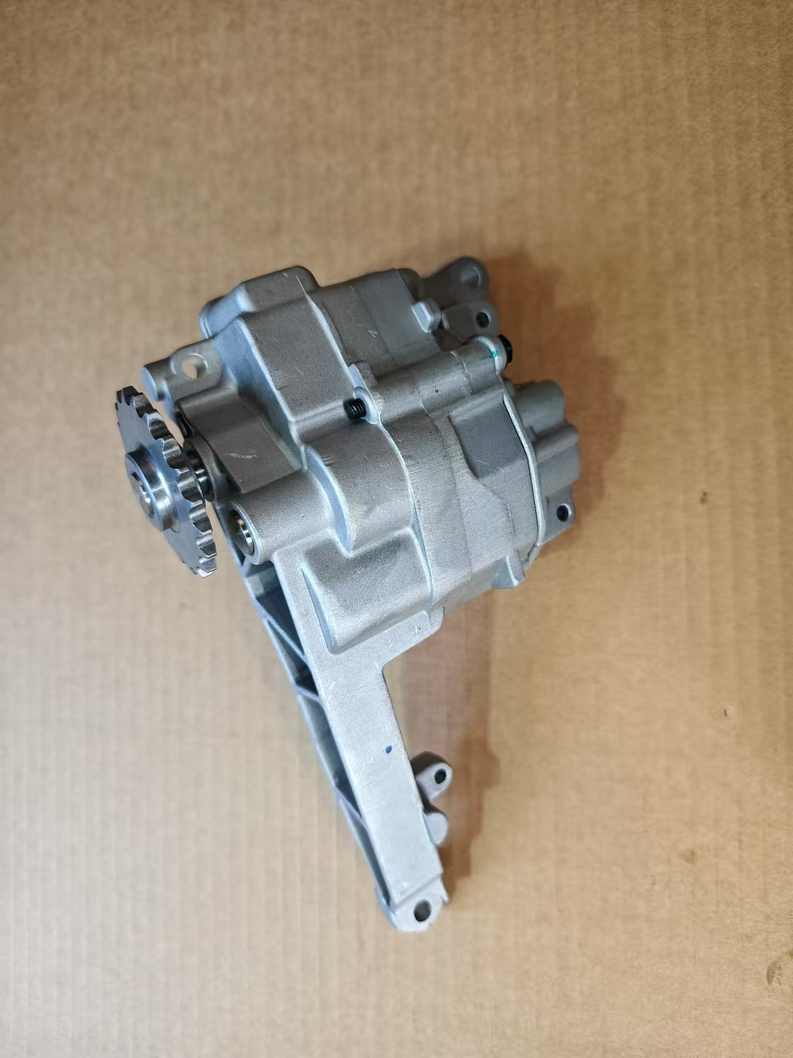 Mercedes-Benz 642 oil pump