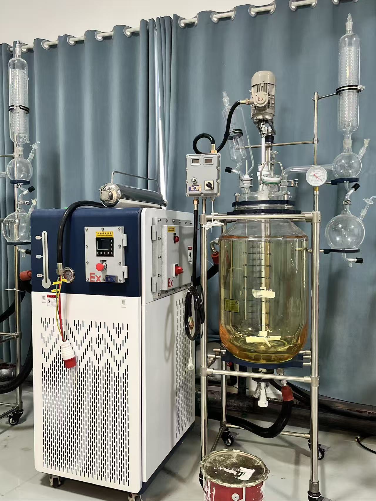 The Application of Ester Oils in Compressor Oils
