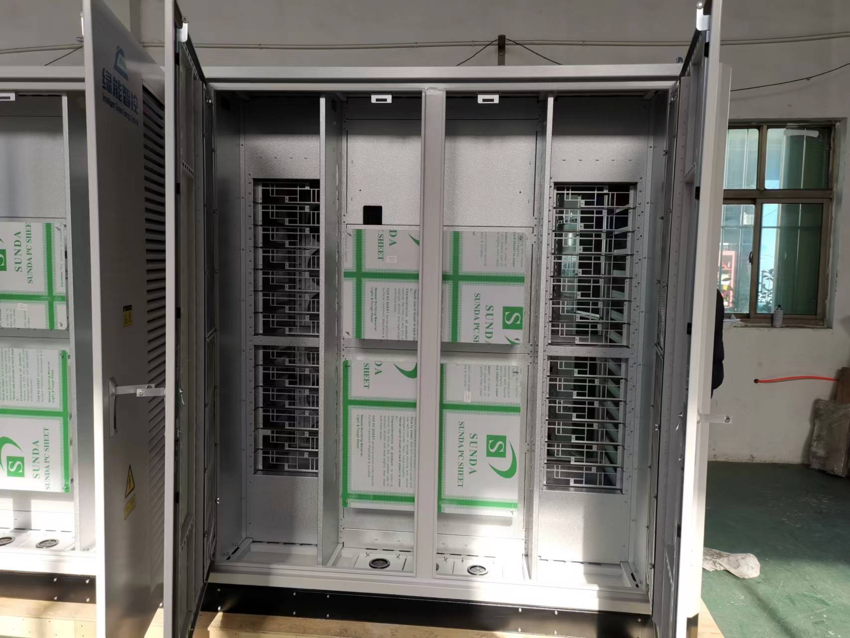 新能源充電樁機(jī)柜