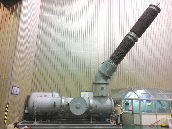 1250kV SF6 gas no-partial discharge test transformer (bushing)