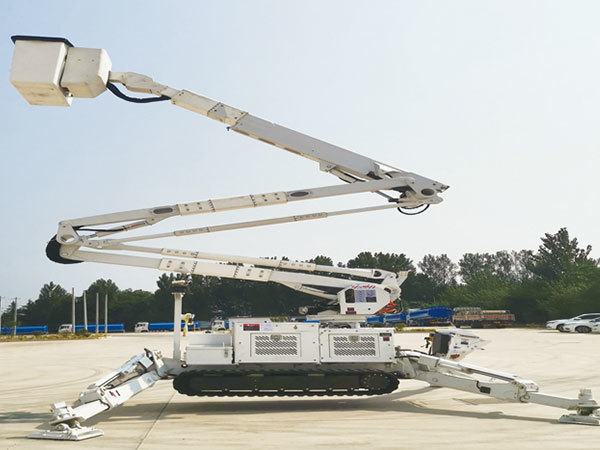 Track-type insulated bucket truck