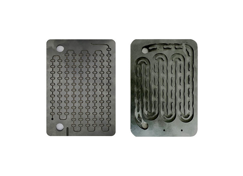 Microchannel reactor ceramic plate