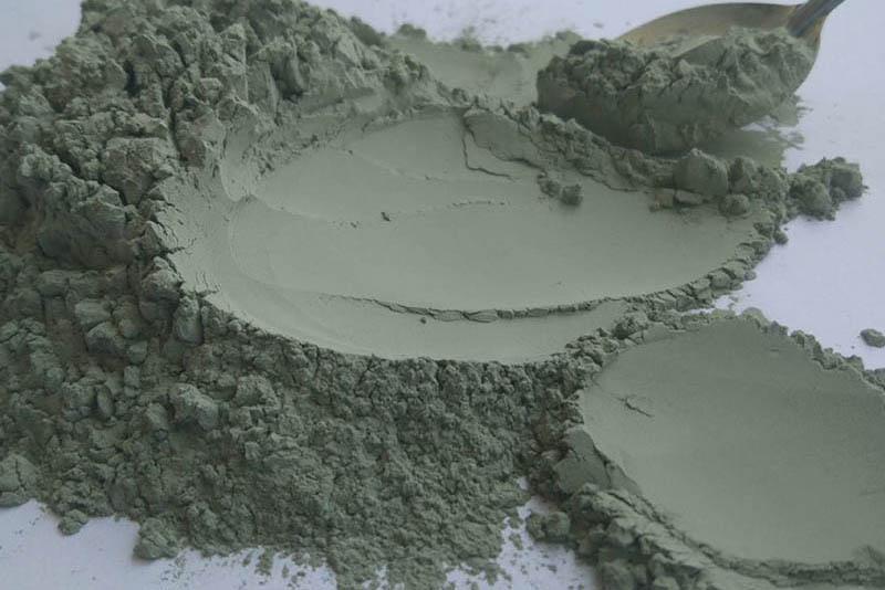 Polishing methods for silicon carbide ceramic products