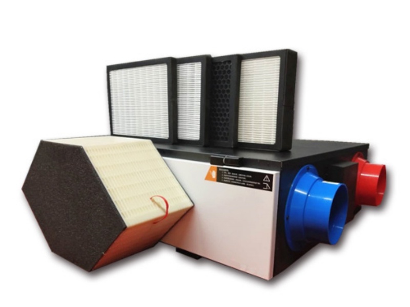 Purifying fresh air exchange machine (with total heat recovery)