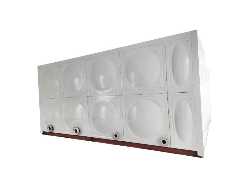 Stainless steel welded water tank