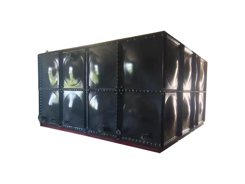 Porcelain enamel steel water tank