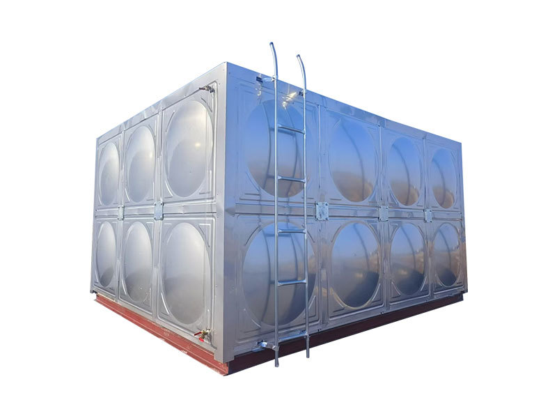 Stainless steel welded water tank