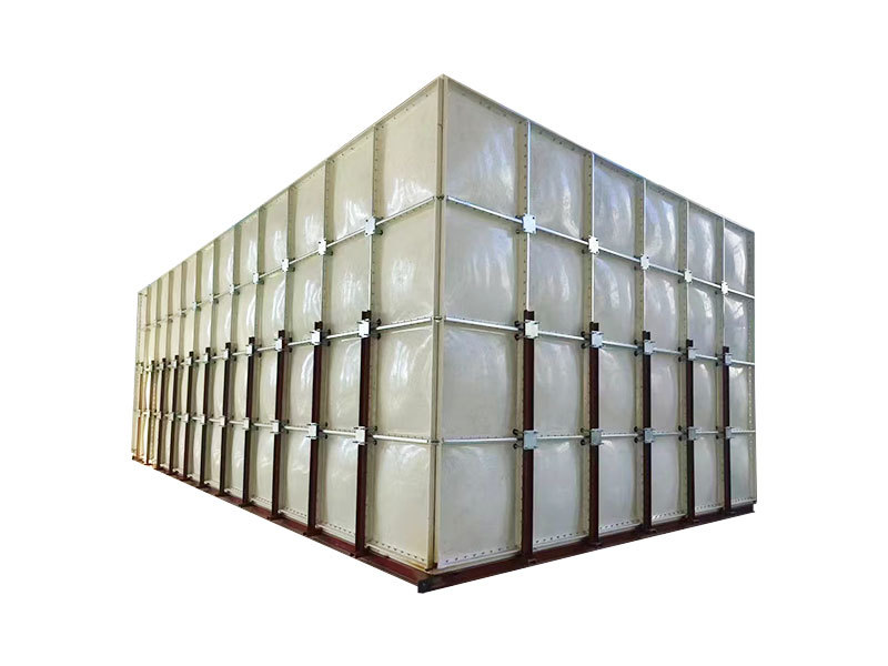 Fiberglass water tank