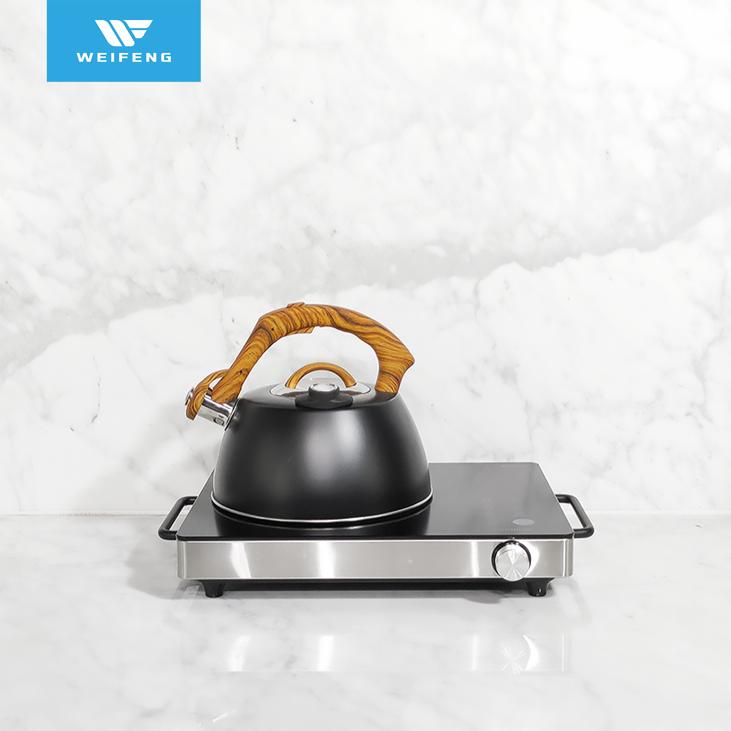 Featured Shape Design Combines Novel Color Stainless Steel Whistling Kettle