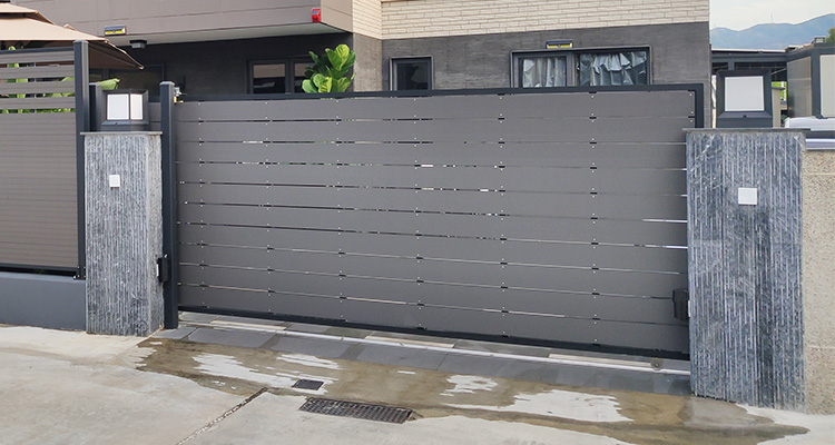 WPC Automatic Sliding Security Driveway Gate
