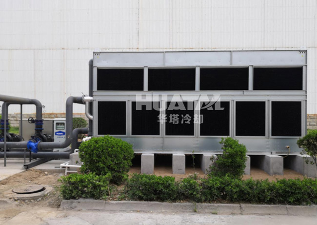 Water and electricity saving closed cooling tower