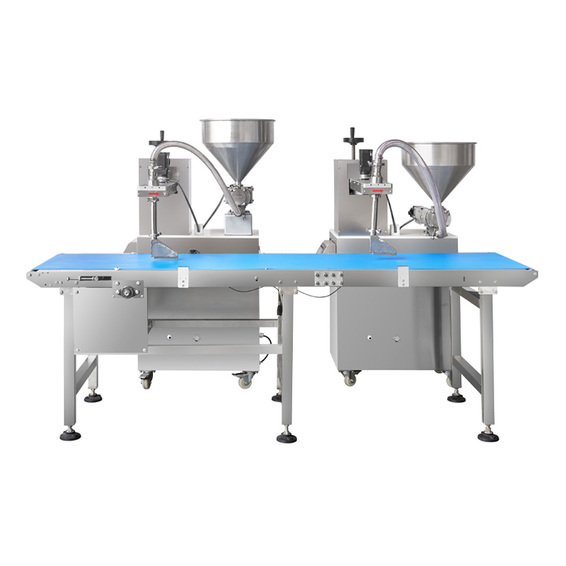 Pizza sauce applicator