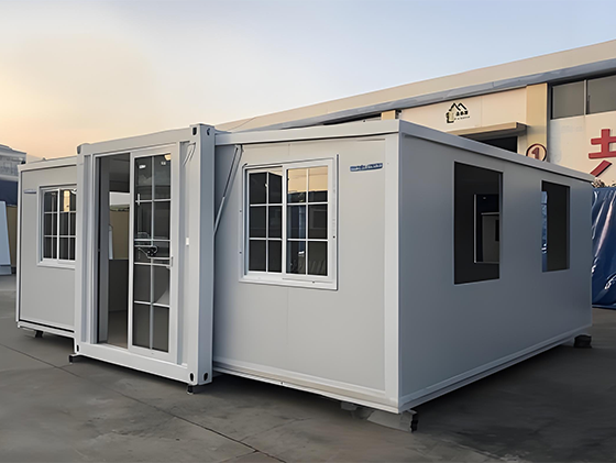 Expandable Container House