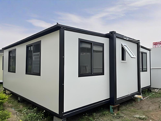 Expandable Container House