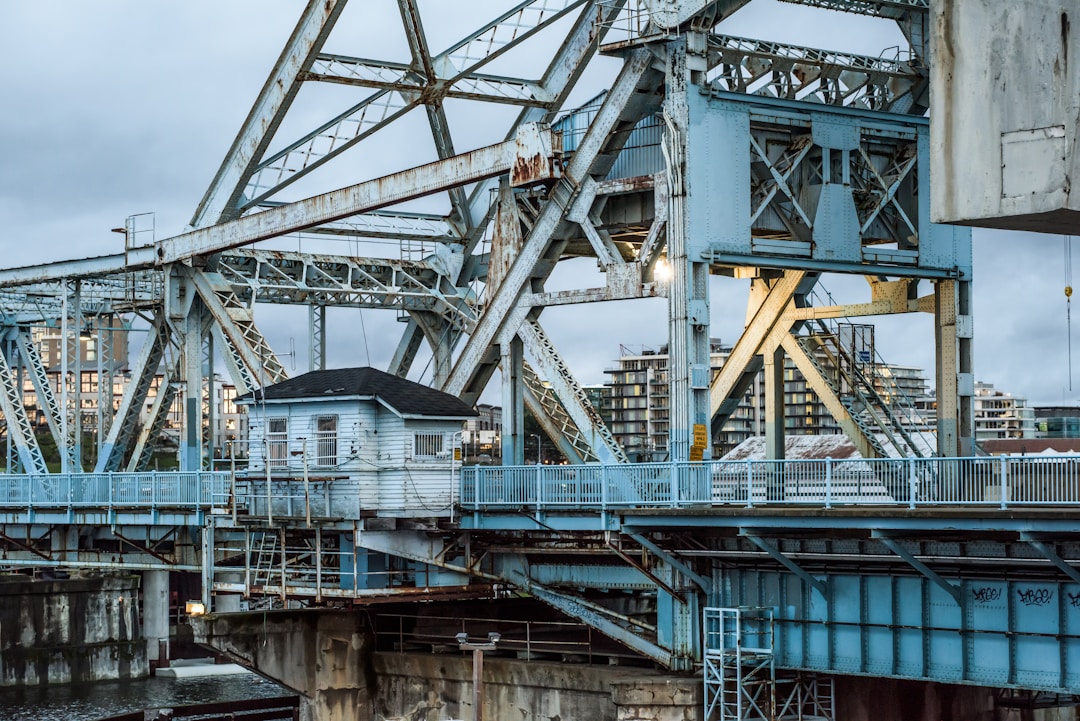 Usiminas, Brazil: Steel sales in the first quarter of 2025 increased by 5% year-on-year, showing a recovery in market demand.
