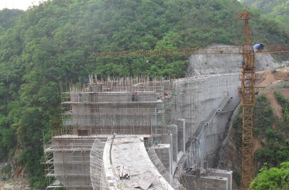 甕安杜仲河水庫大壩