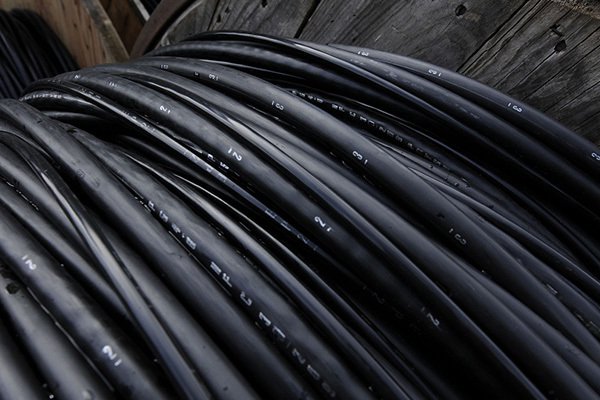 The company's products mainly include pre twisted tension clamp, suspension clamp, protective strip, full tension connector and shock hammer