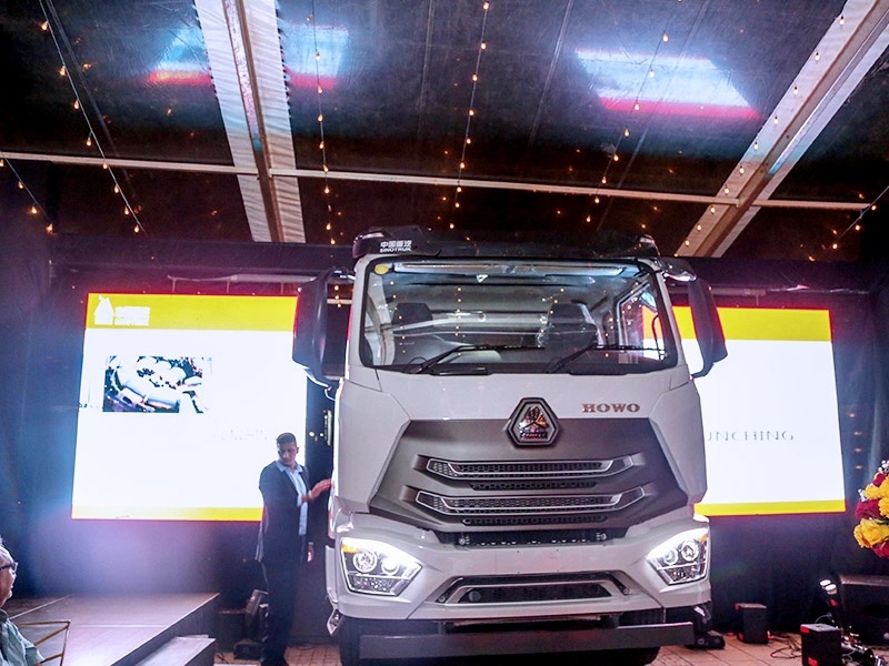 HOWO-E7 new model made its debut at the HOWO-E7 new product launch conference. The new model has a domineering appearance, full of power and muscularity.